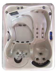 Grand hot tub spa