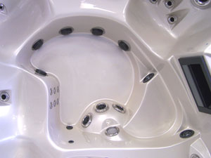 Large Spa footwell area