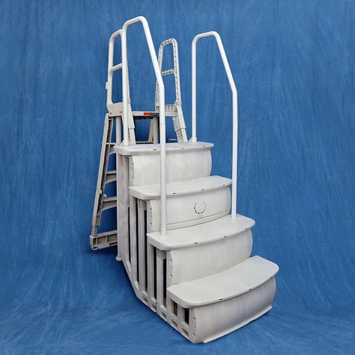Smart Choice Ladder with Easy Entry Step