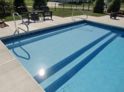 42" High x 24' Wide x 2' Radius Full Width Steel Step with 6' Sunledge