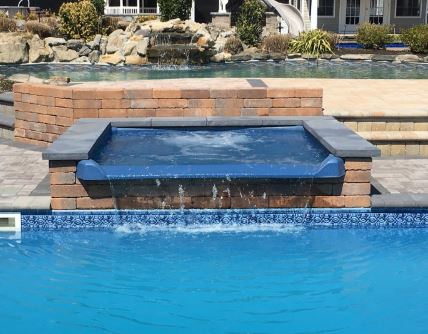 7' x 7' Square Captain Seat Vanishing Edge Spillover Spa with 12