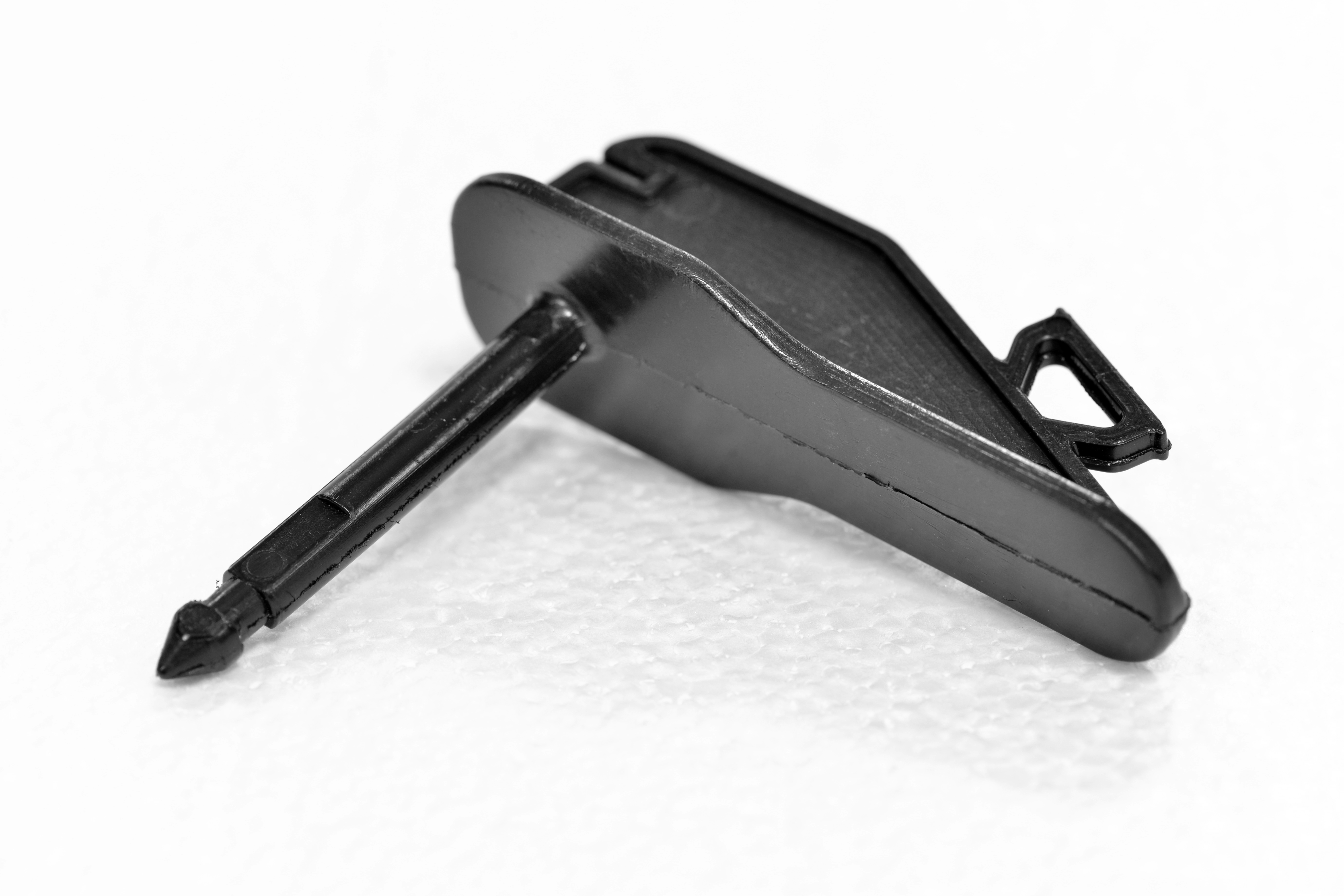 Modern Moulding MM-CC-  Reusable Cantilever Clip For Vinyl Liner Pools 150/box