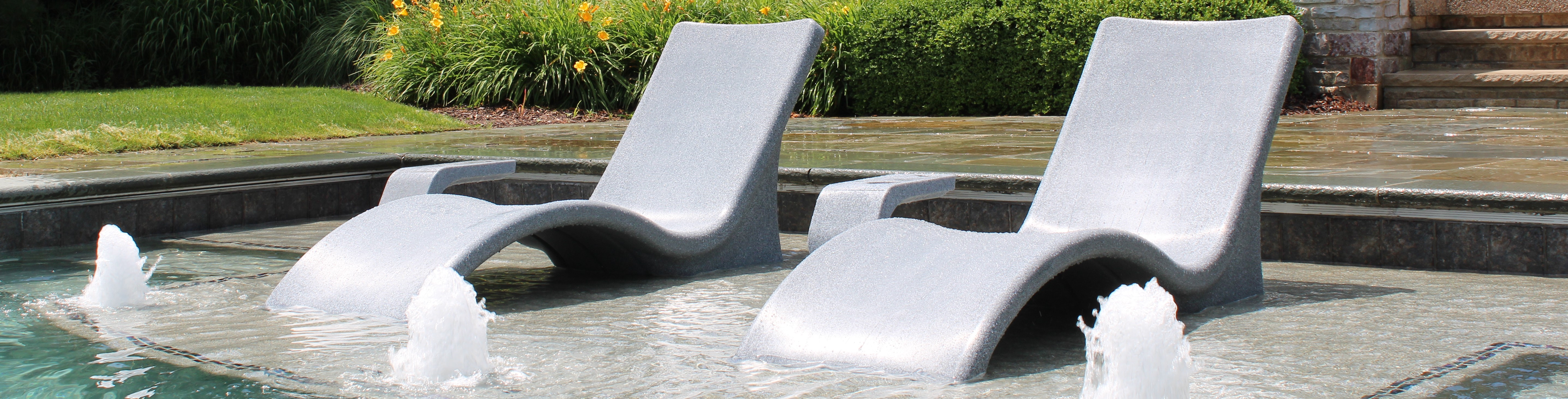 In Pool Seating hero banner