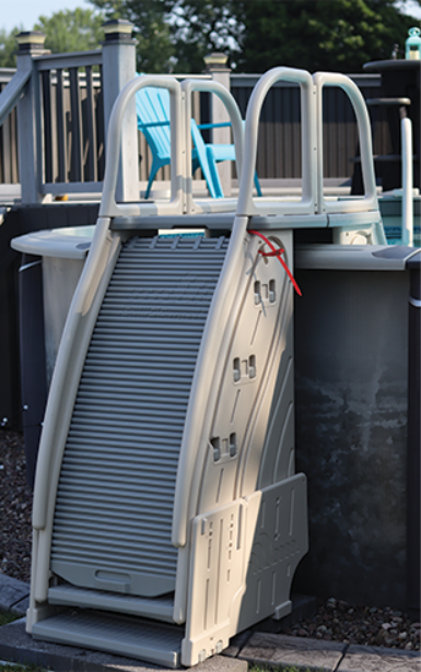 Confer Roll2Guard Ladder A-Frame w/ Barrier 48-60"