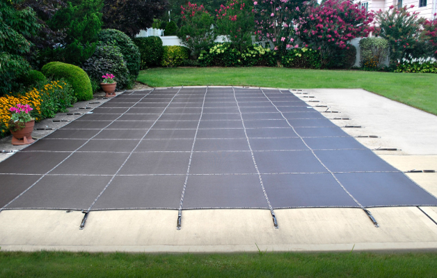 16x32 Mojave Brown Aqua-Xtreme Mesh Safety Cover, Rect w/ 4x8 Center End Step