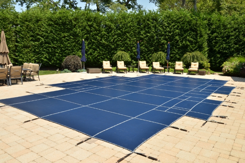 Loop-Loc 16x34 Blue Rect w/ 2' Offset Left 4x8 Step Super Dense Mesh Safety Cover