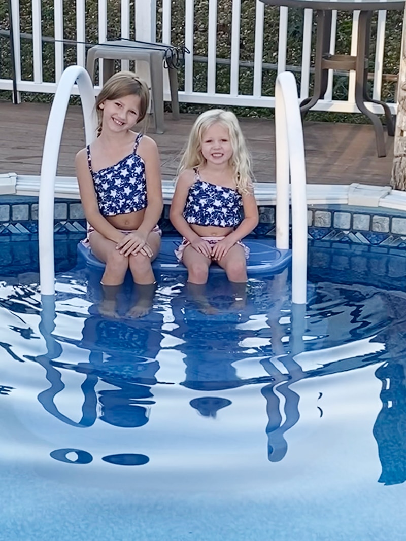 King Cake Pool Step Blue Granite Dual Handrails