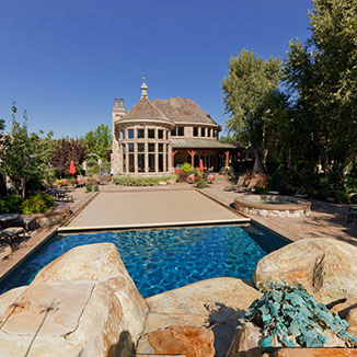 Pool Covers: What’s the Difference and What Are the Benefits?