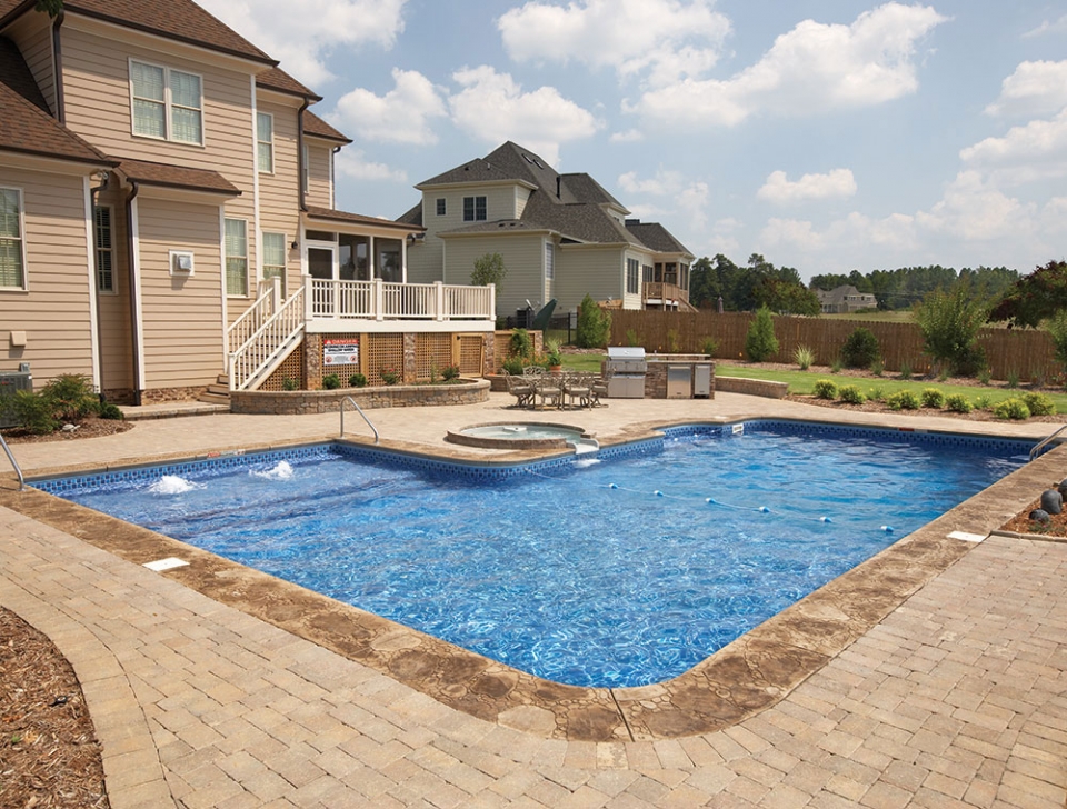 16' x 41' x 26' Venetian L-Shape Swimming Pool Kit | Royal